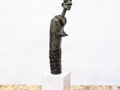 Tajný sen - foto 1, bronz, žula, mramor, výška 48 cm, cena 3 600 EUR